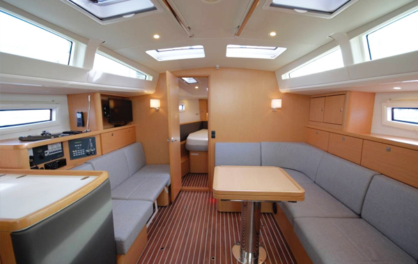 Used Bavaria Yachts for sale - inset